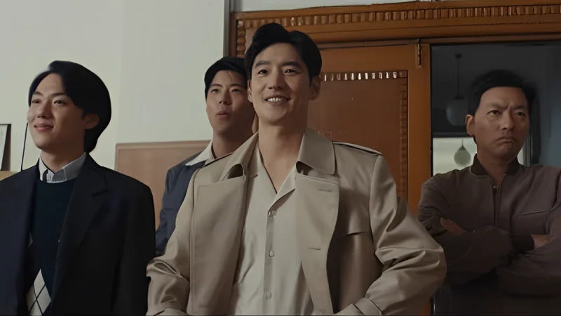 Lee Je Hoon Impressiona como Inspetor Apaixonado no Novo Teaser de "Detetive Chefe 1958"
