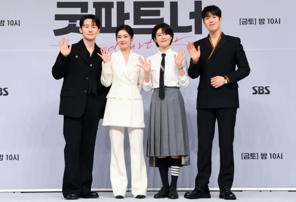 Jang Nara e Nam Ji Hyun e Elenco na Coletiva de Imprensa do Novo Drama "Good Partner" da SBS