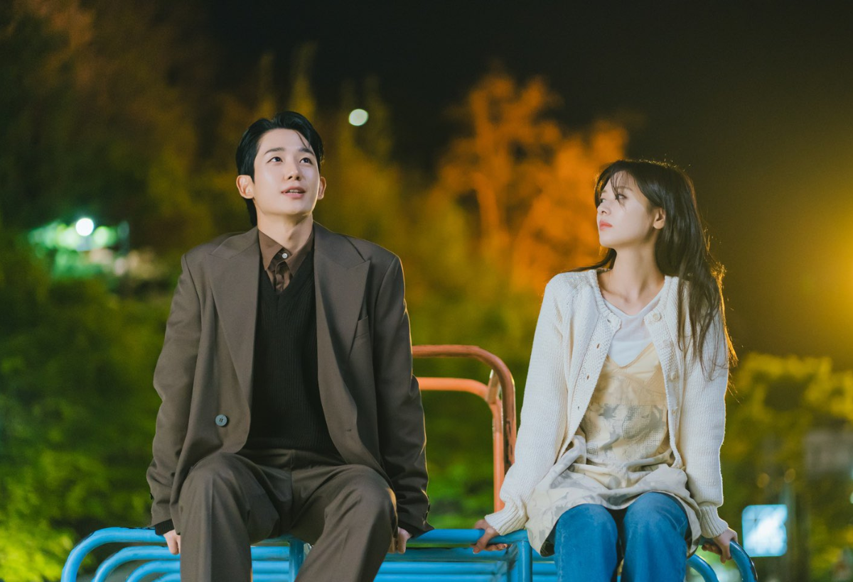 Jung So Min e Jung Hae In Redescobrem Seu Vínculo em "Love Next Door"