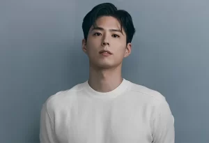 Park Bo Gum Sofre Ferimento Durante Filmagens de Ação para o Drama "Good Boy"