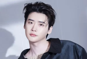 Lee Jong Suk em Negociações para Estrelar Novo Drama do Diretor de "W - Dois Mundos"