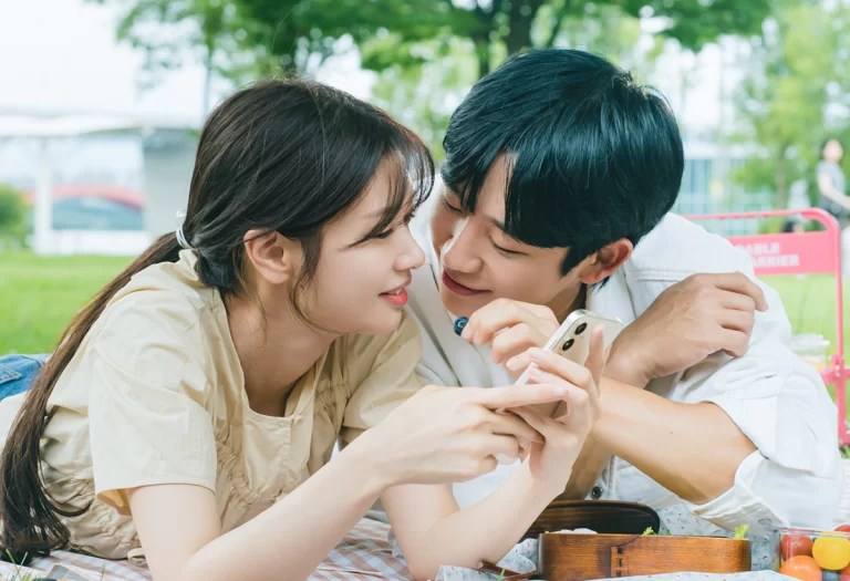 "Love Next Door": Jung So Min e Jung Hae In Vivem Momentos Românticos Após Mudança no Relacionamento